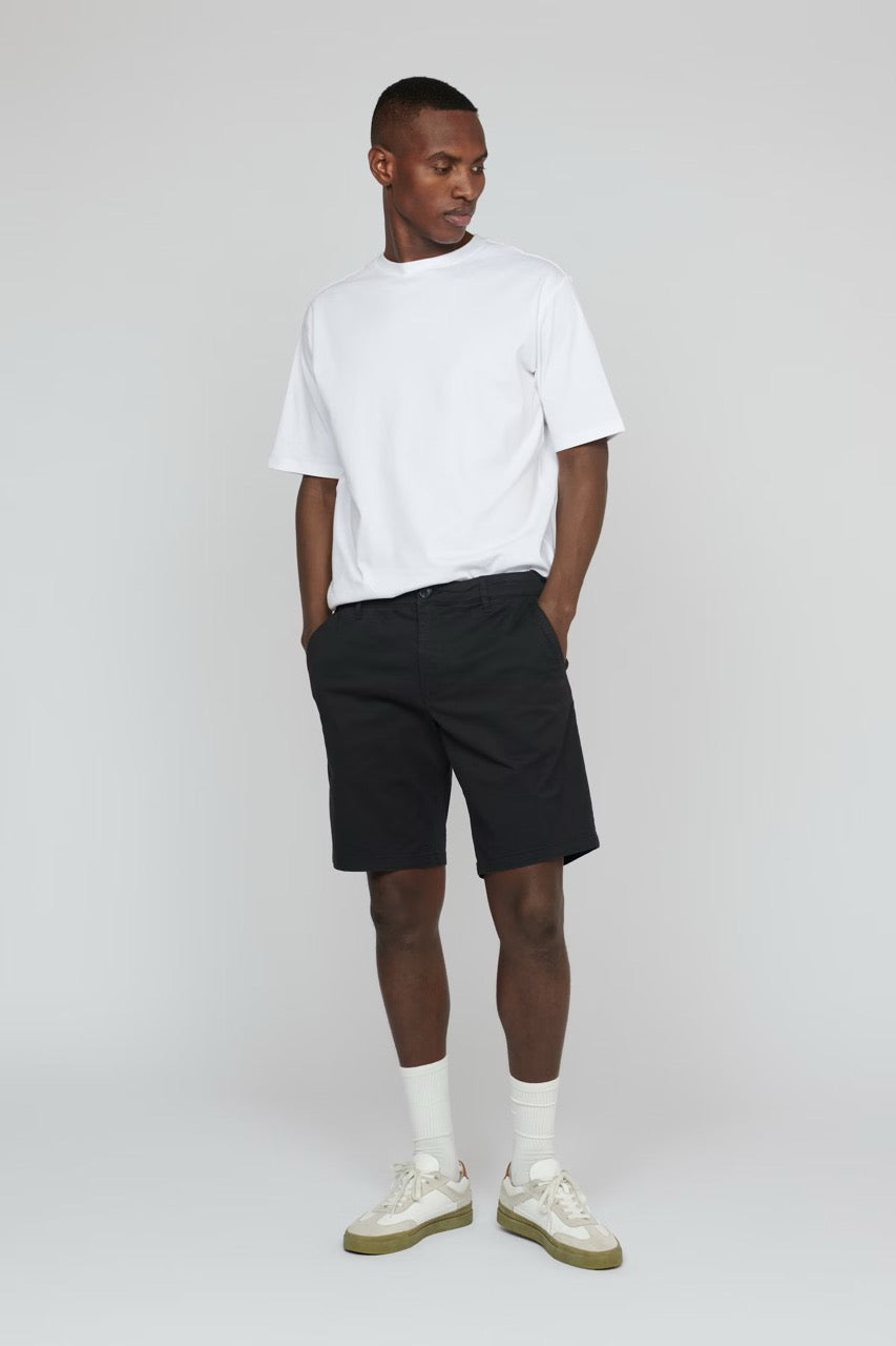 MAthomas Short Black
