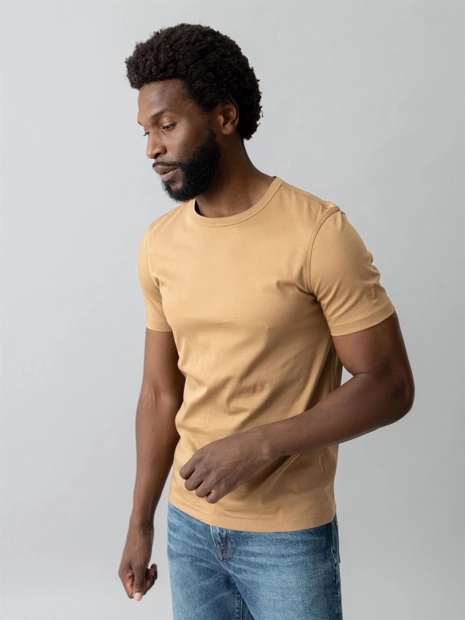 GAPERRY CRUNCH O-SS TEE Toasted Coconut