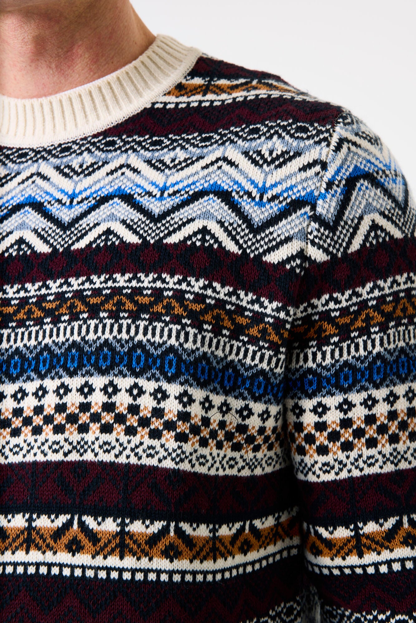 J51040 menˋs pullover Dark Grape