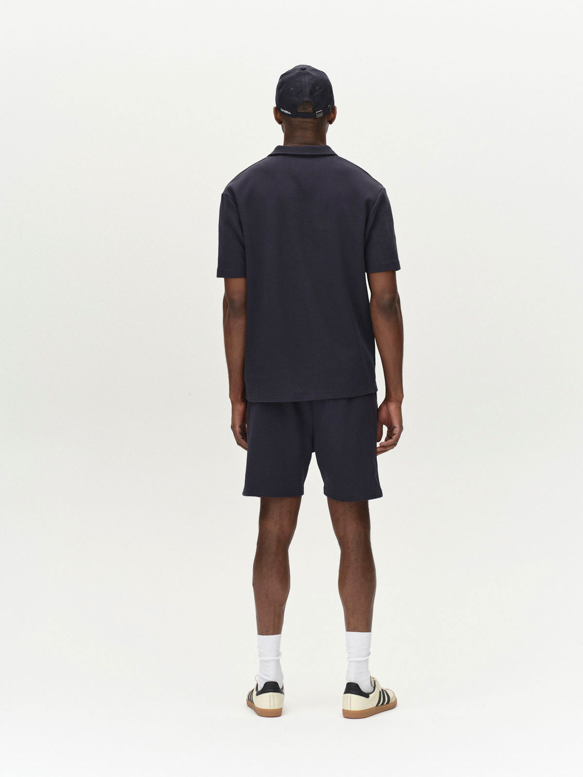 Lio Waff Navy