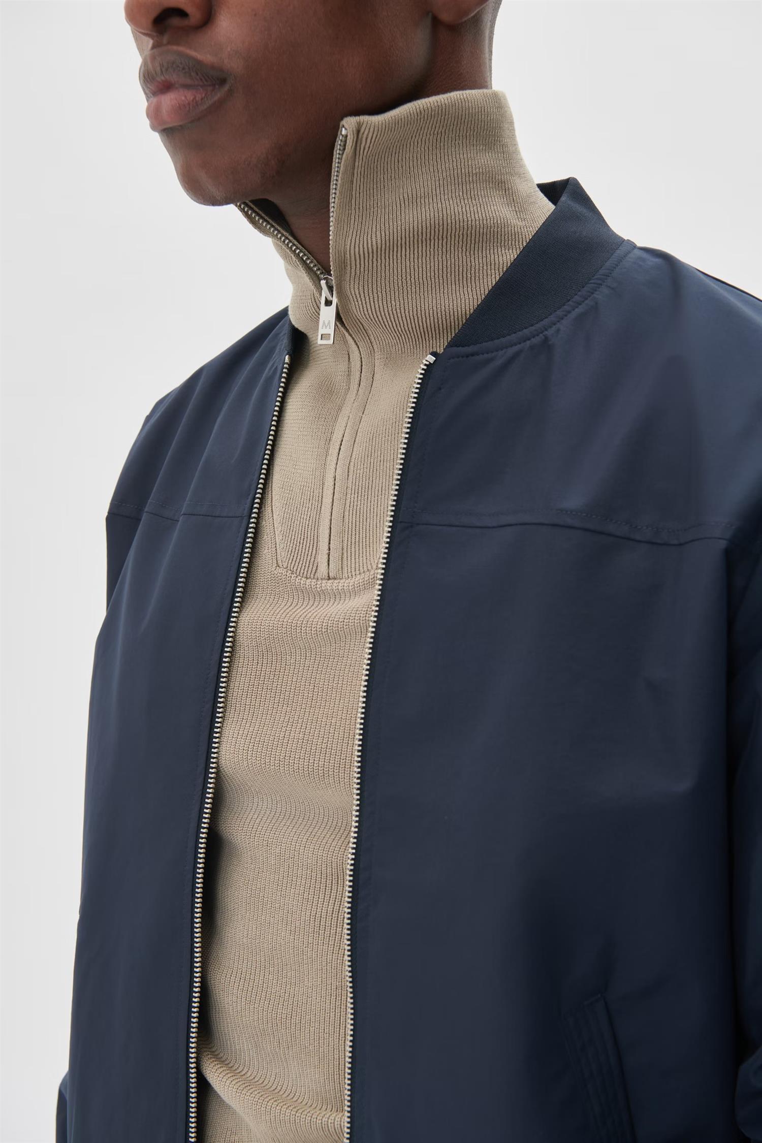 MAclay Dark Navy