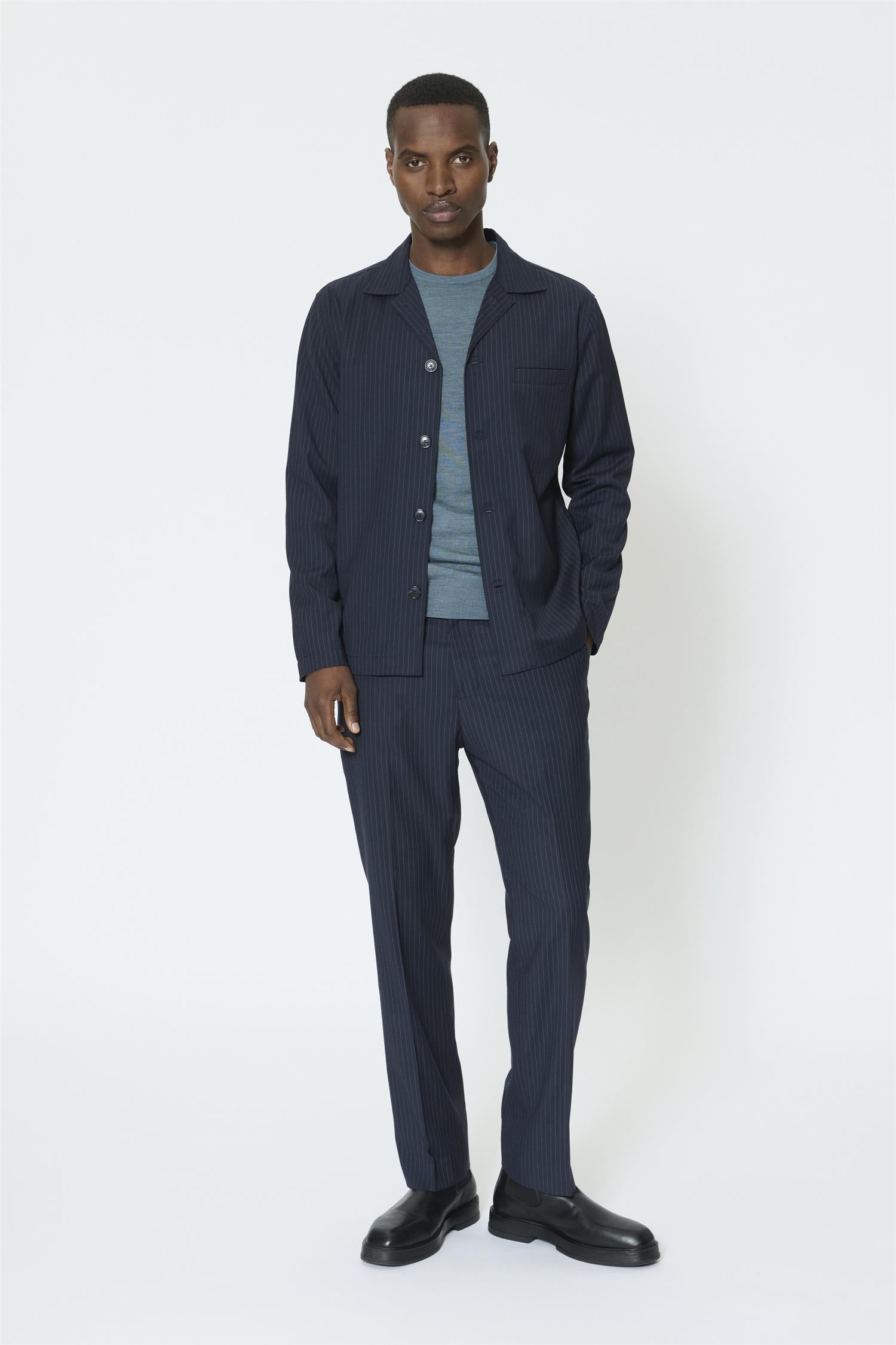 Malanden V Navy Pinstripe