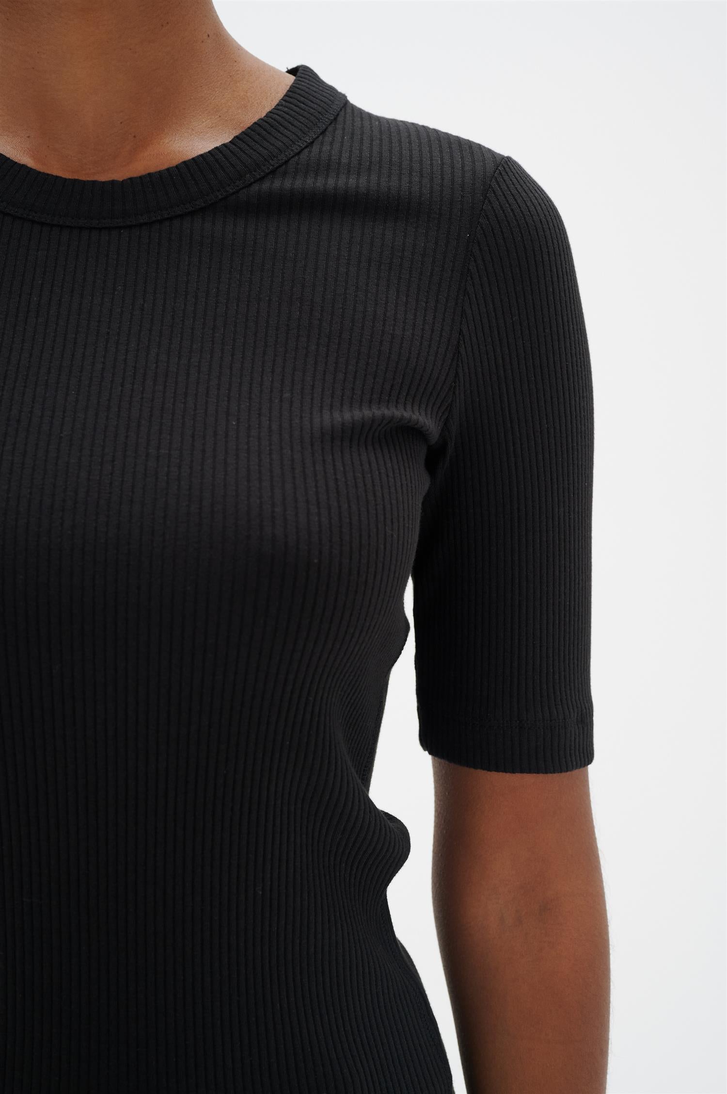 Dagnaiw T-Shirt Black