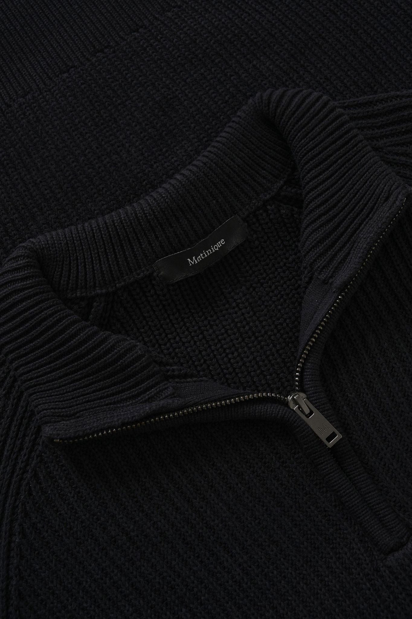 Mahellson Z Black