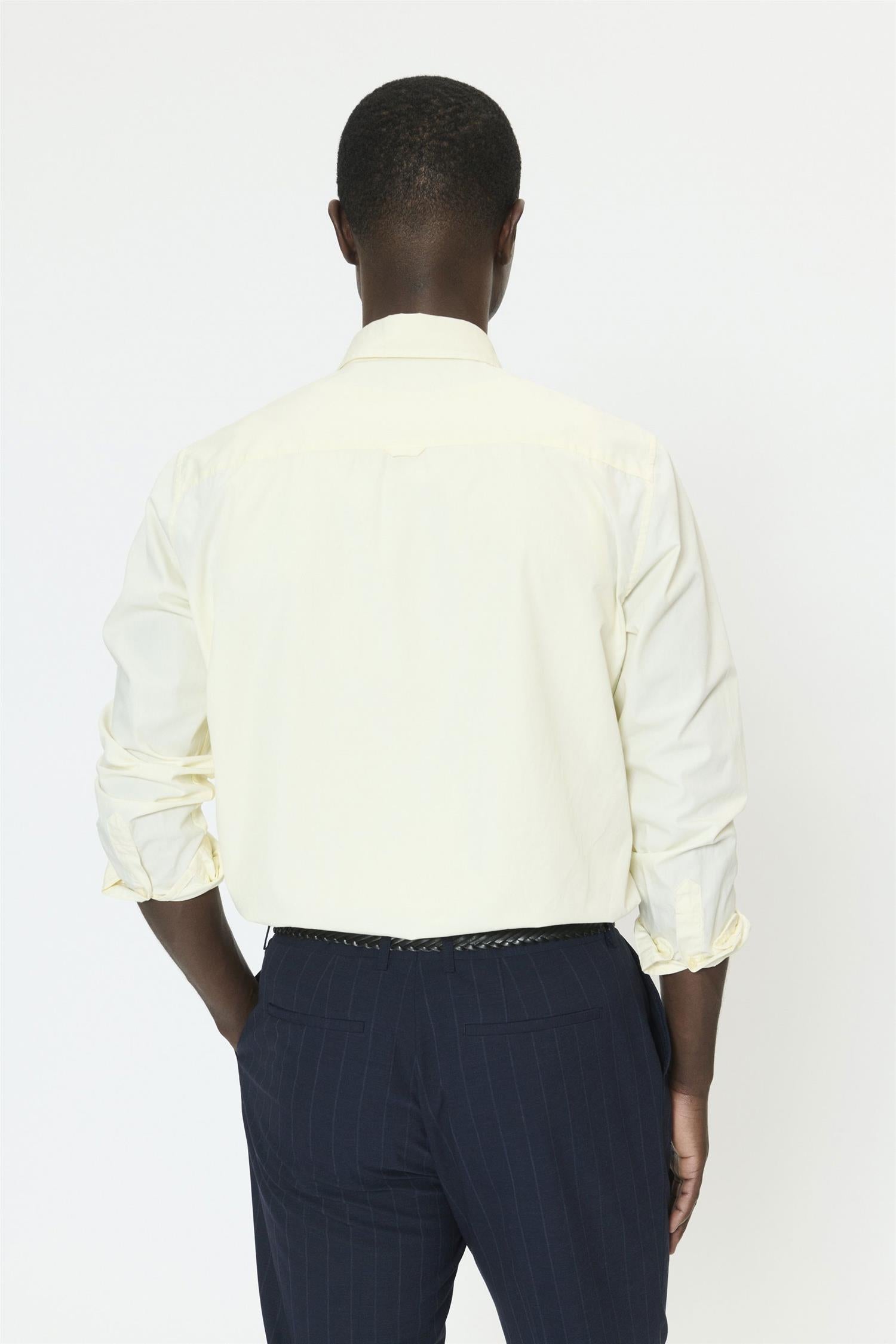 Machristaldo Off White