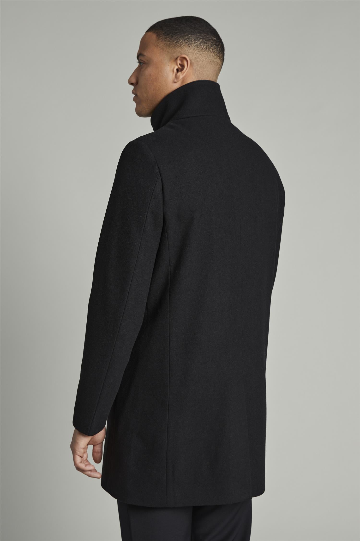 Harvey N Classic wool Black