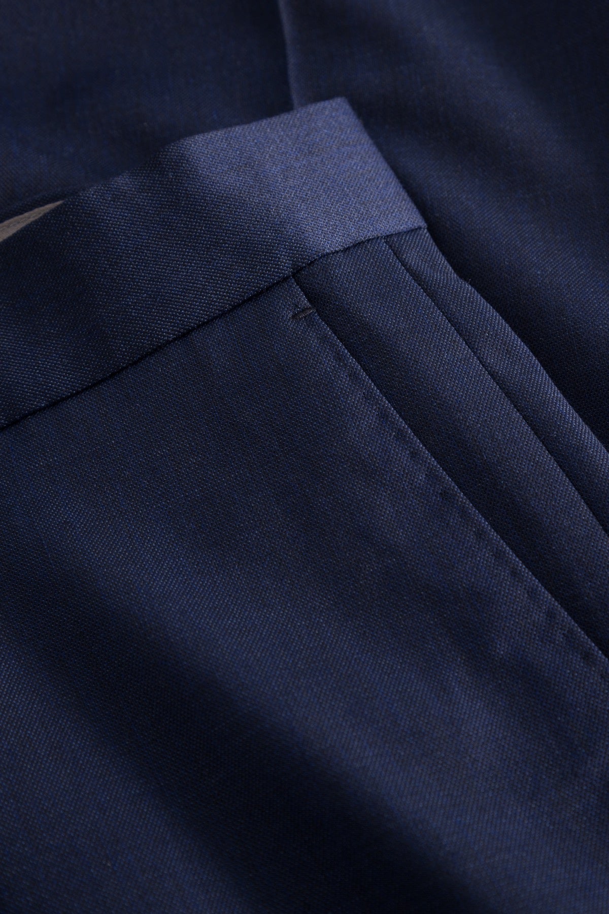 Las Dark Navy