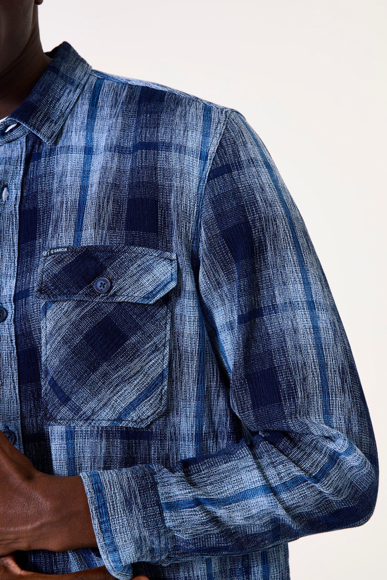 I51284 men´s shirt LS Indigo