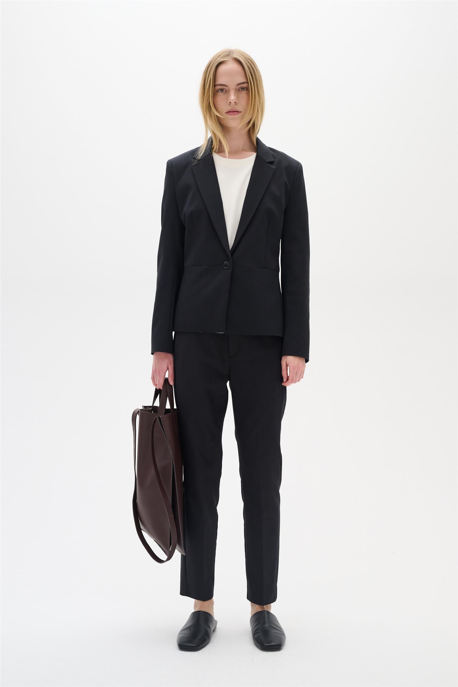 zellalw flat pant Black