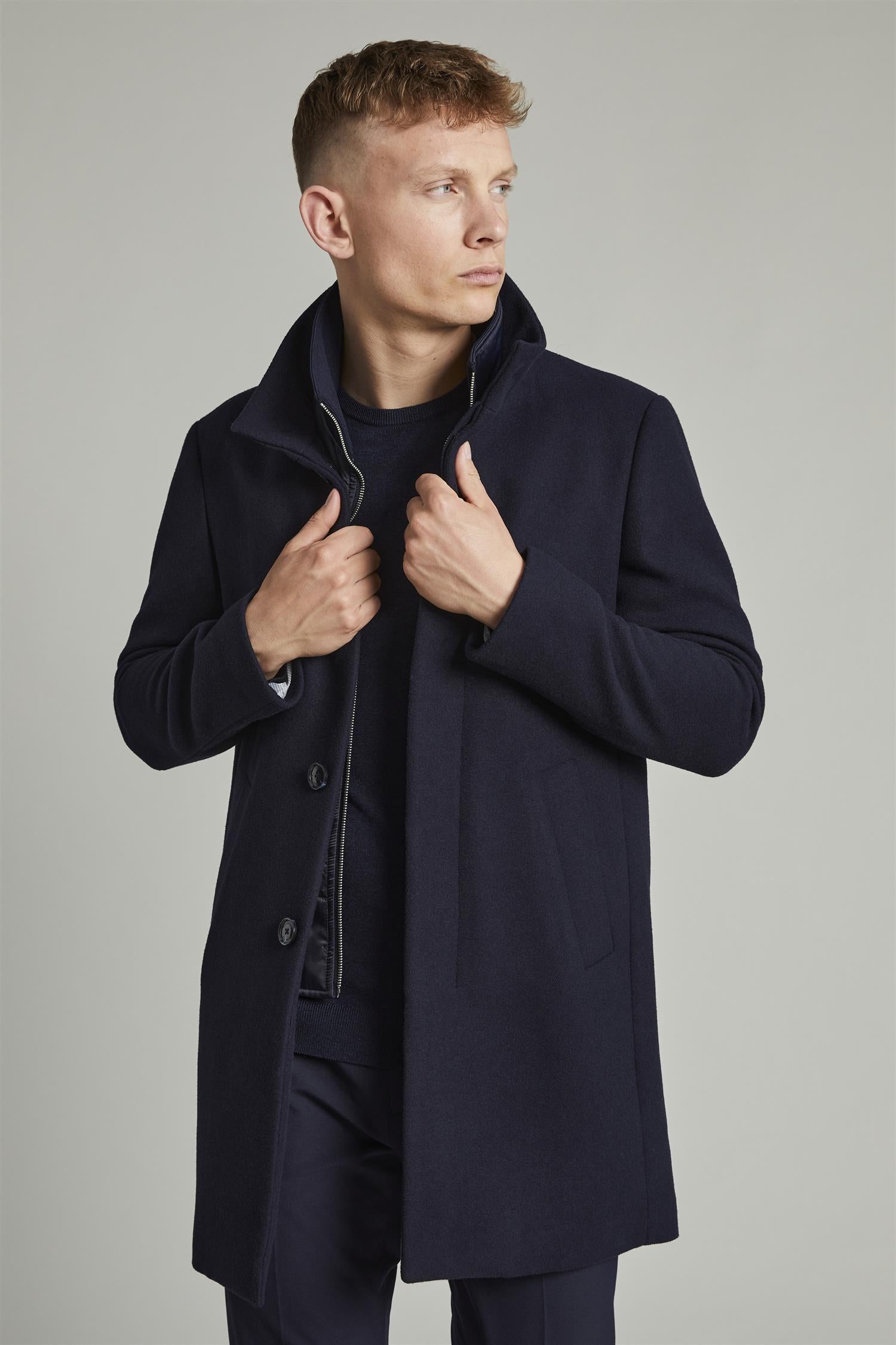 Harvey N Classic wool Dark Navy