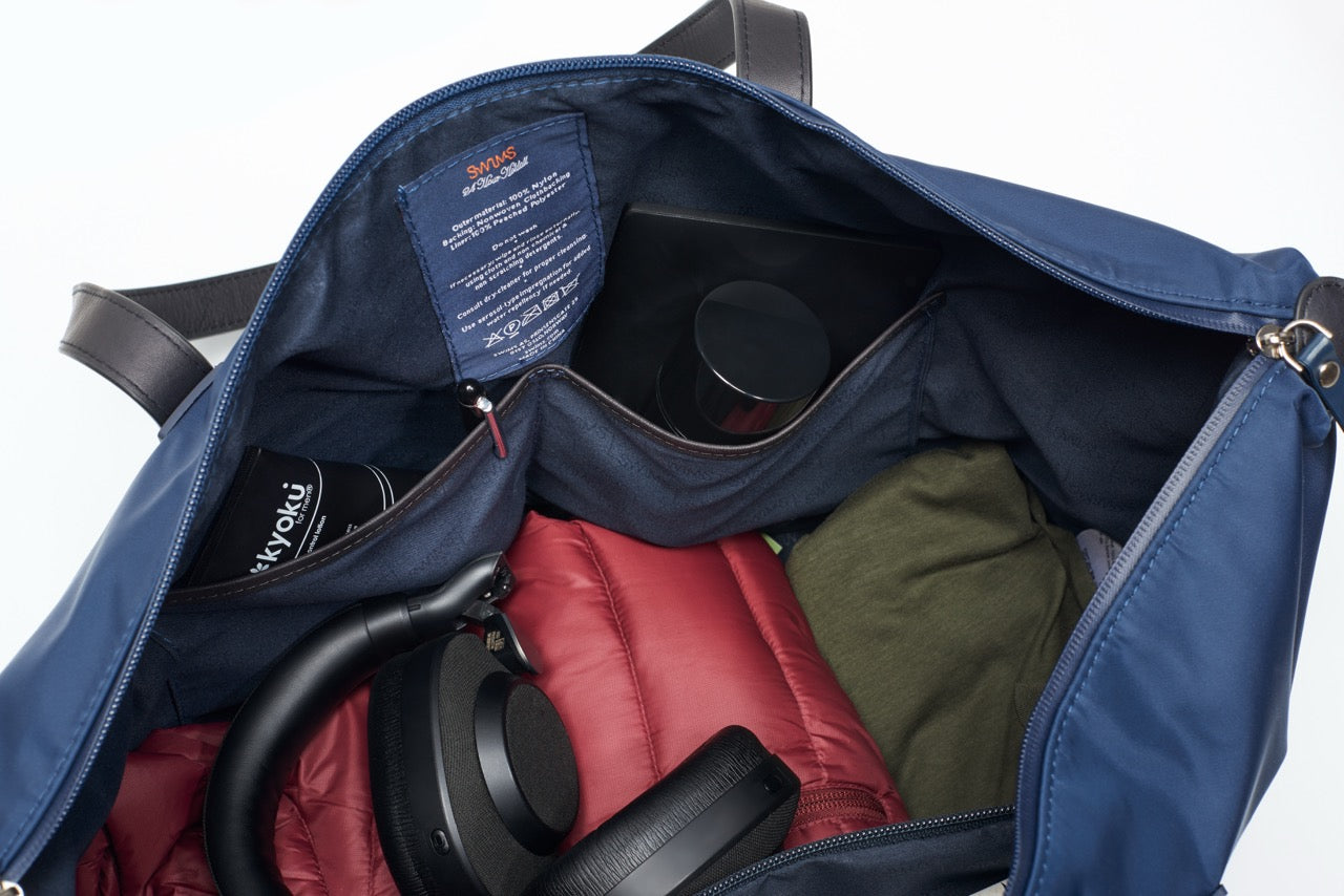 24 Holdall W/Shoulder strap Navy