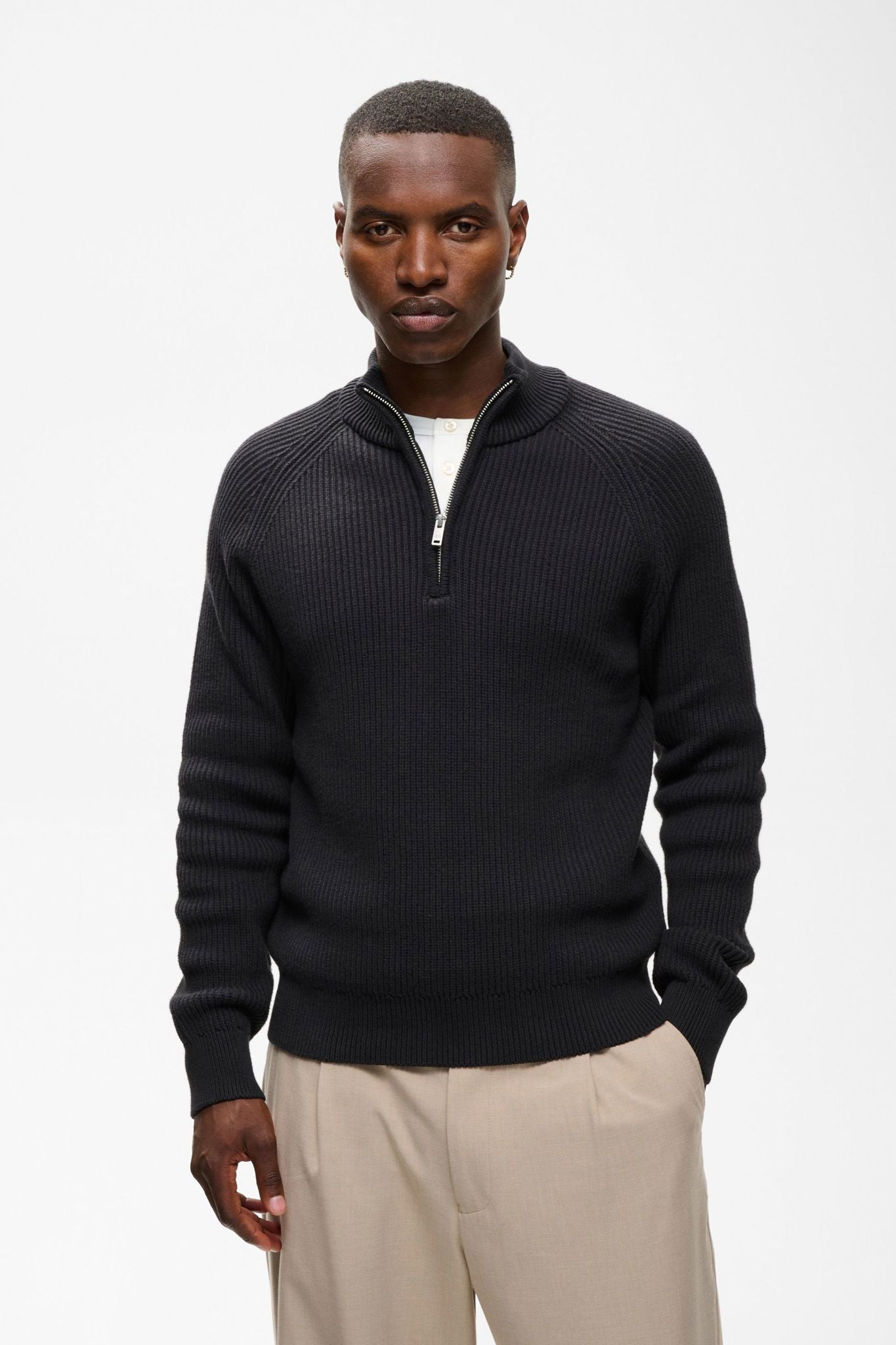 Mahellson Z Black