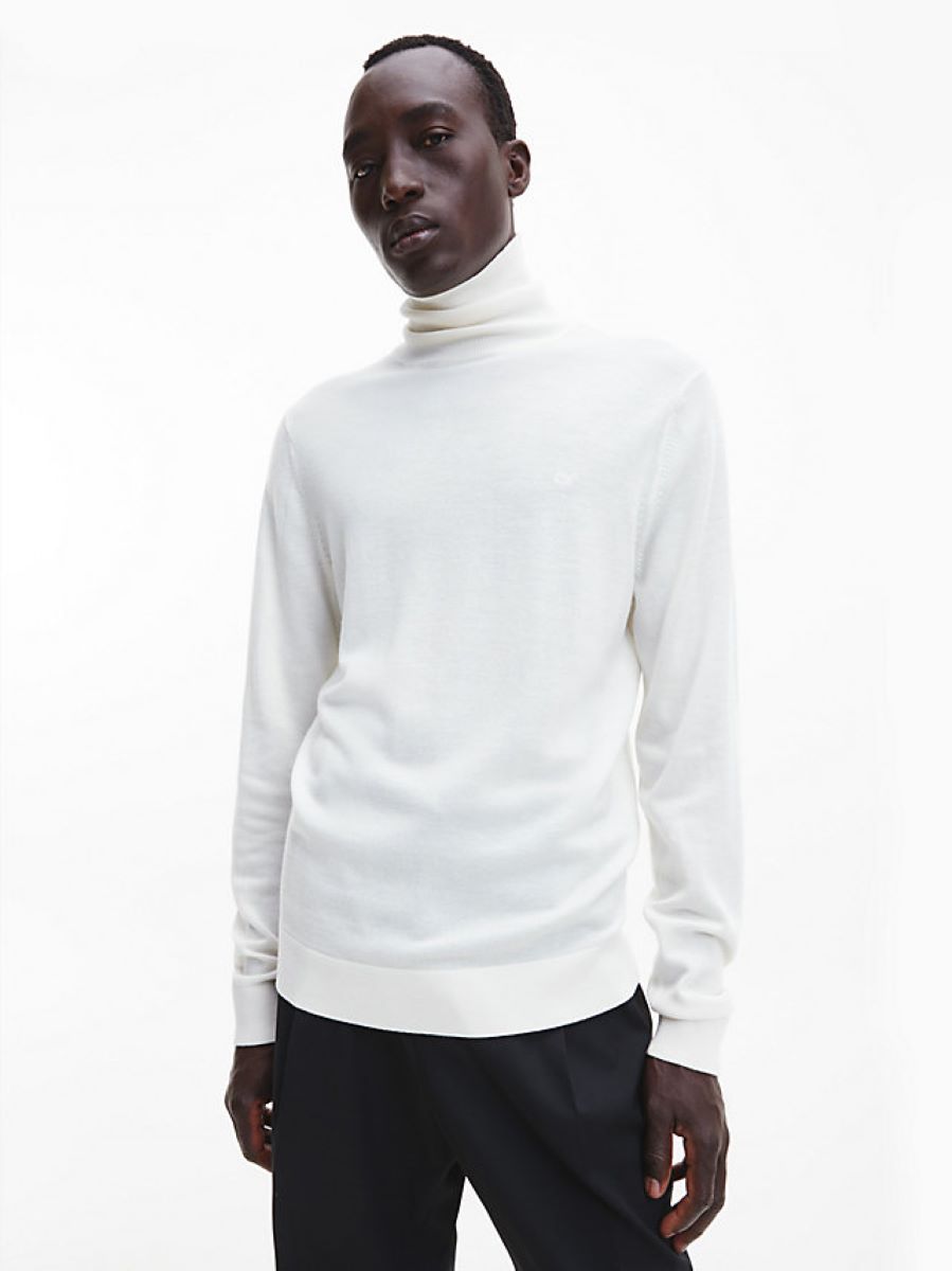 Superior Wool Turtle Neck Yah Egret