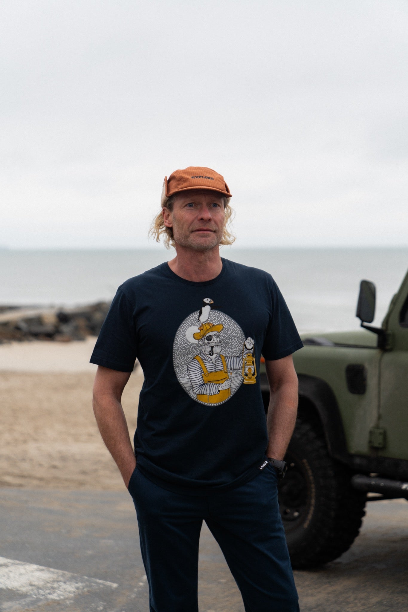 Light the Way  T-shirt Blueberry