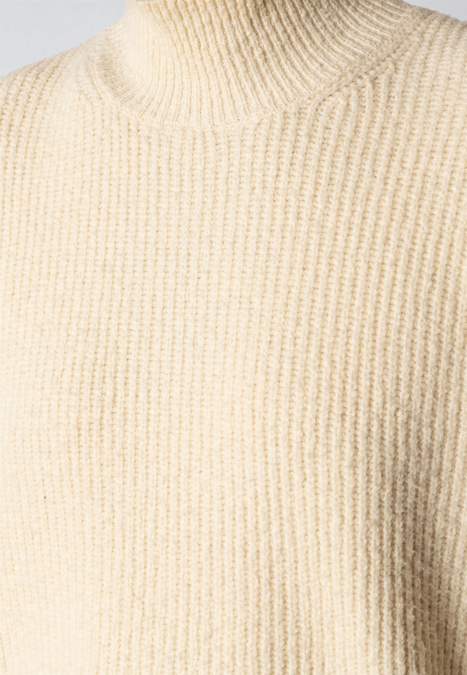 Pepe Turtleneck Knit Ecru