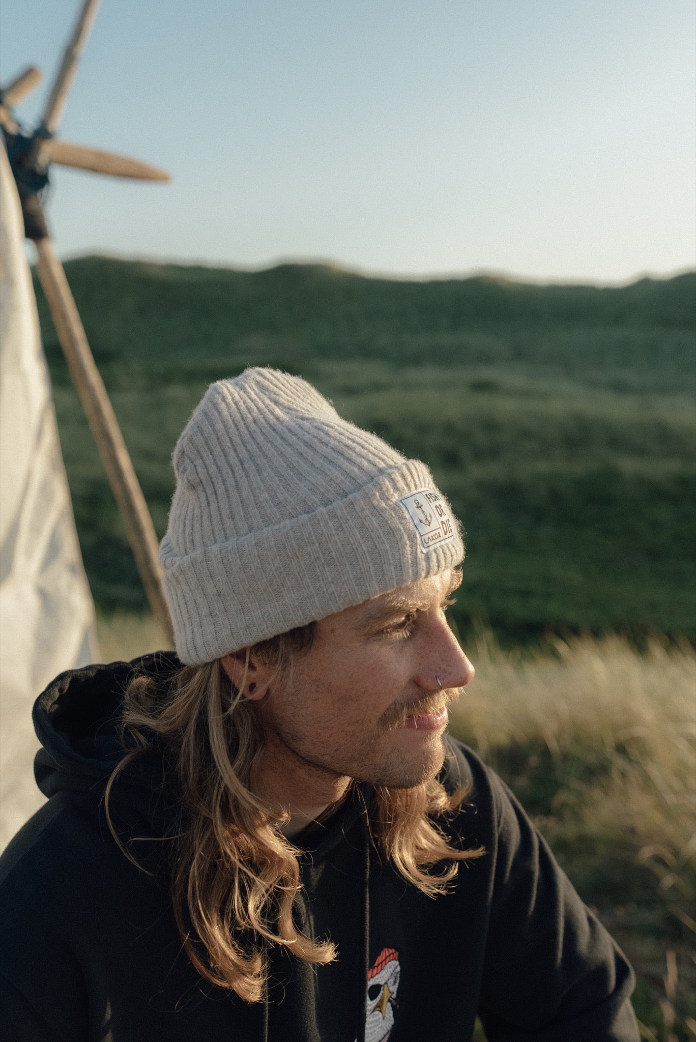 Fish or Die Beanie Sand Sand