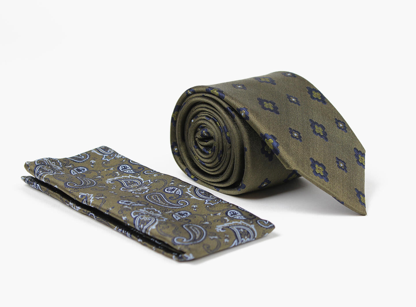 Silk 100% tie 7.6 cm With handky Green