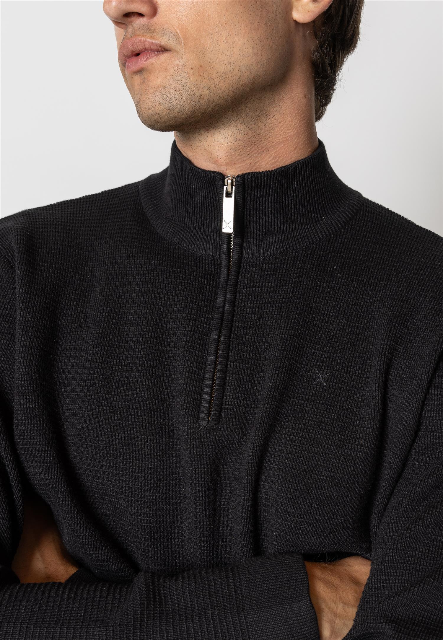 Oscar half-zip knit Black