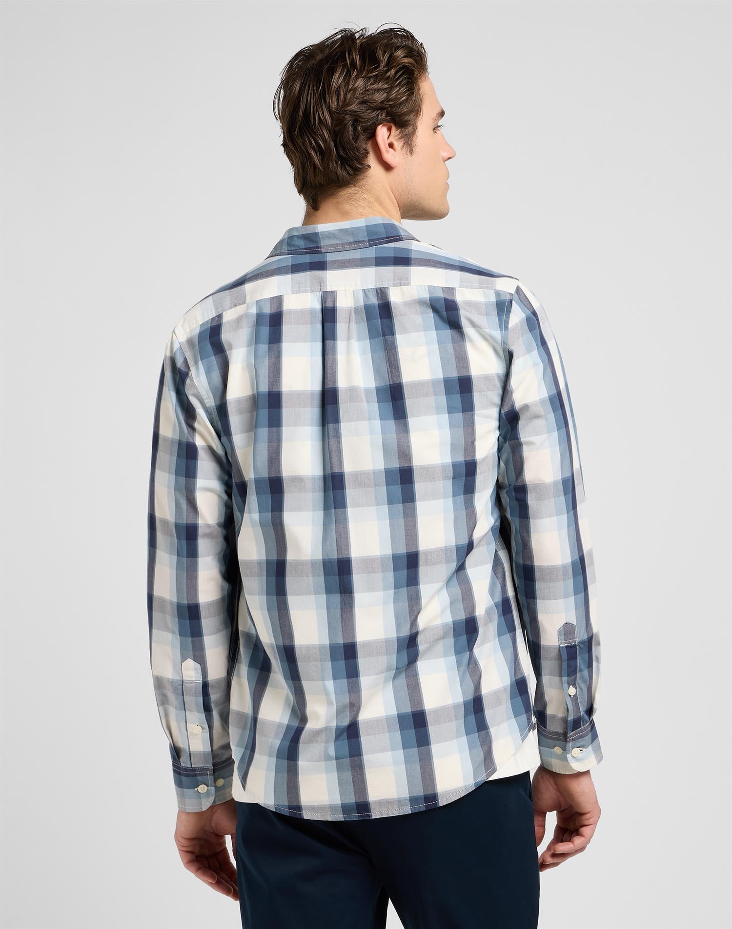 Button Down SHIRT Vintage Blue
