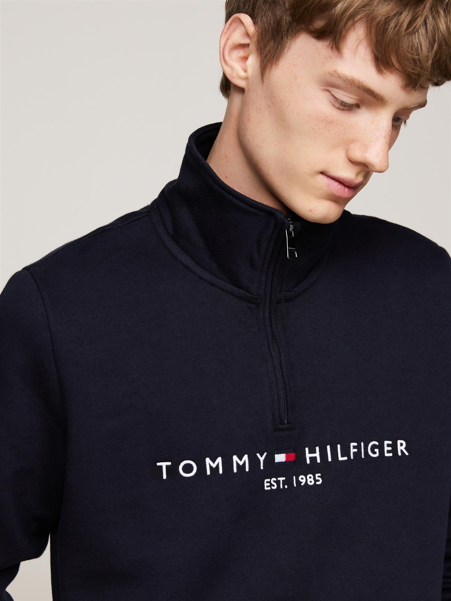 Tommy Logo Mockneck Desert Sky