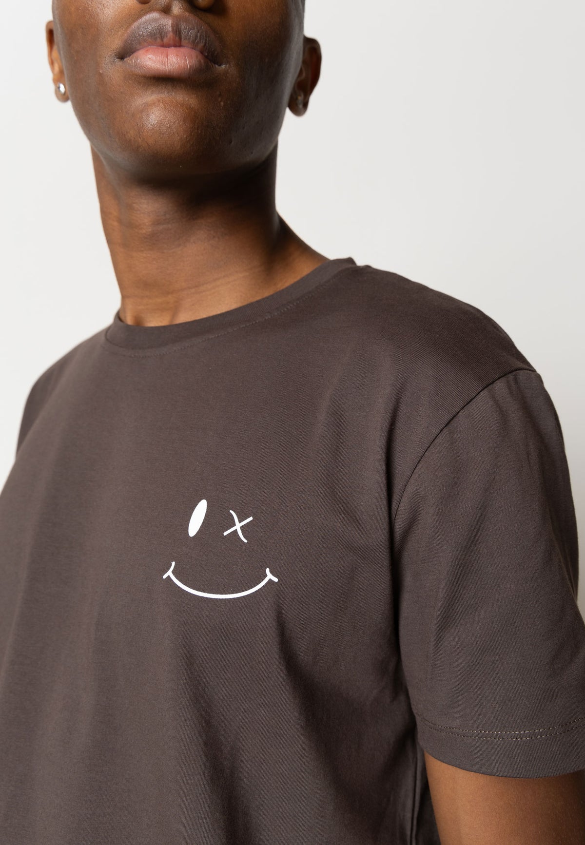 Patrick Organic Tee Dark Brown