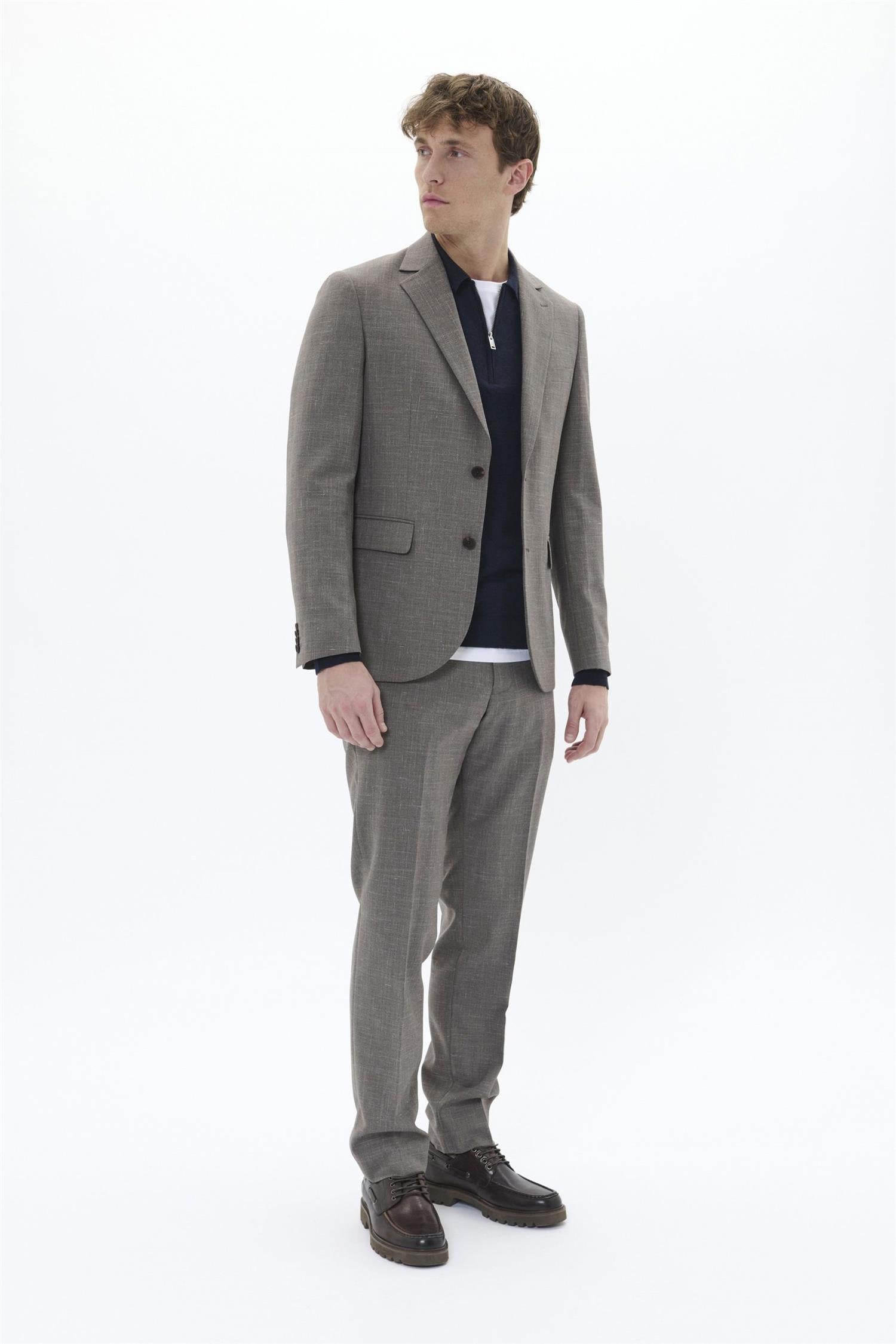 Mageorge Walnut Melange