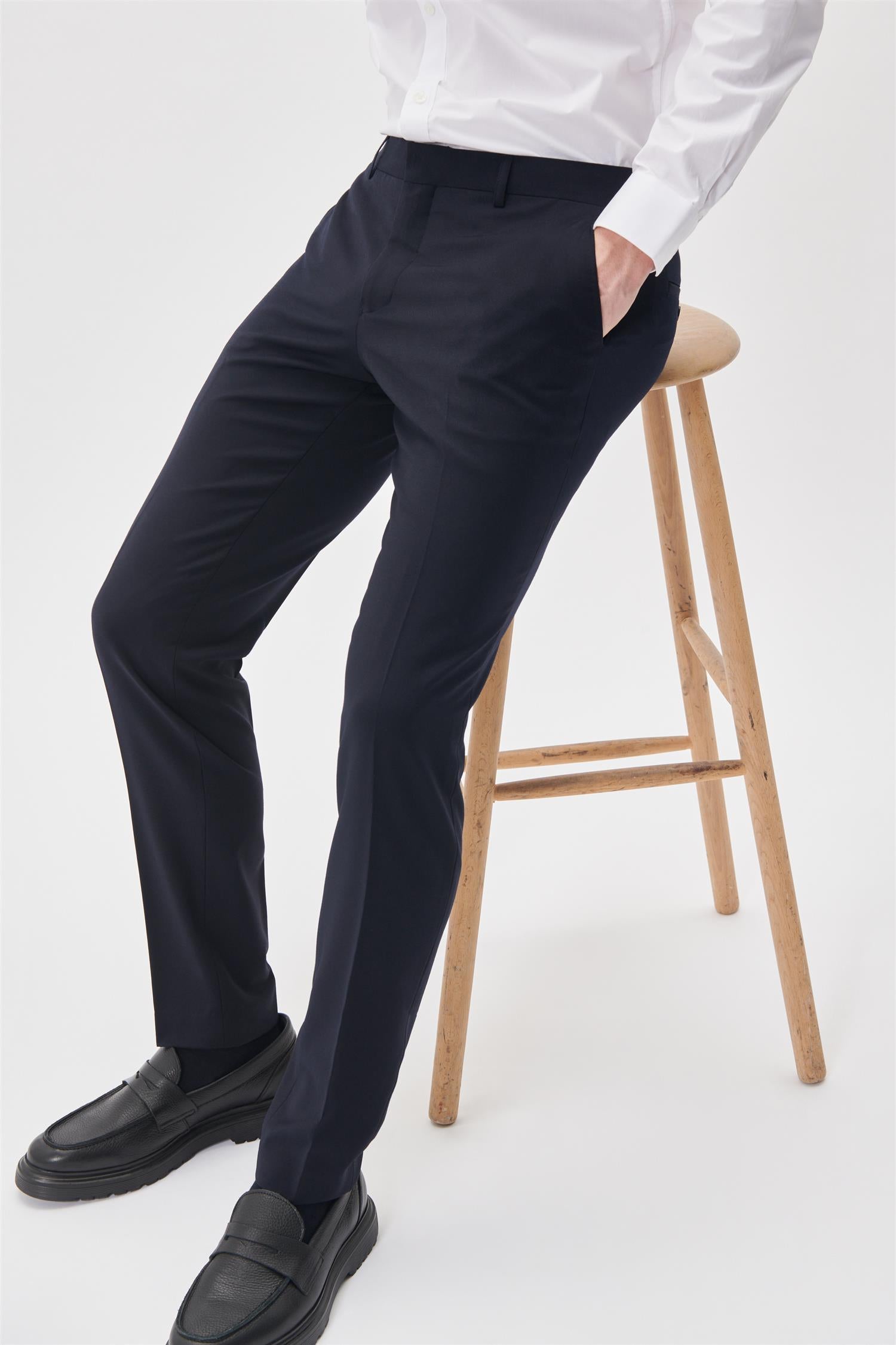 Vincent Dark Navy