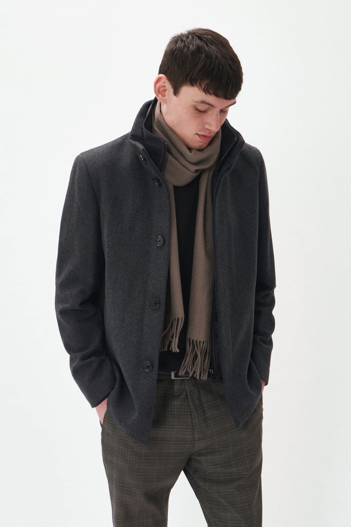 Maharvey Short Medium Grey Melange