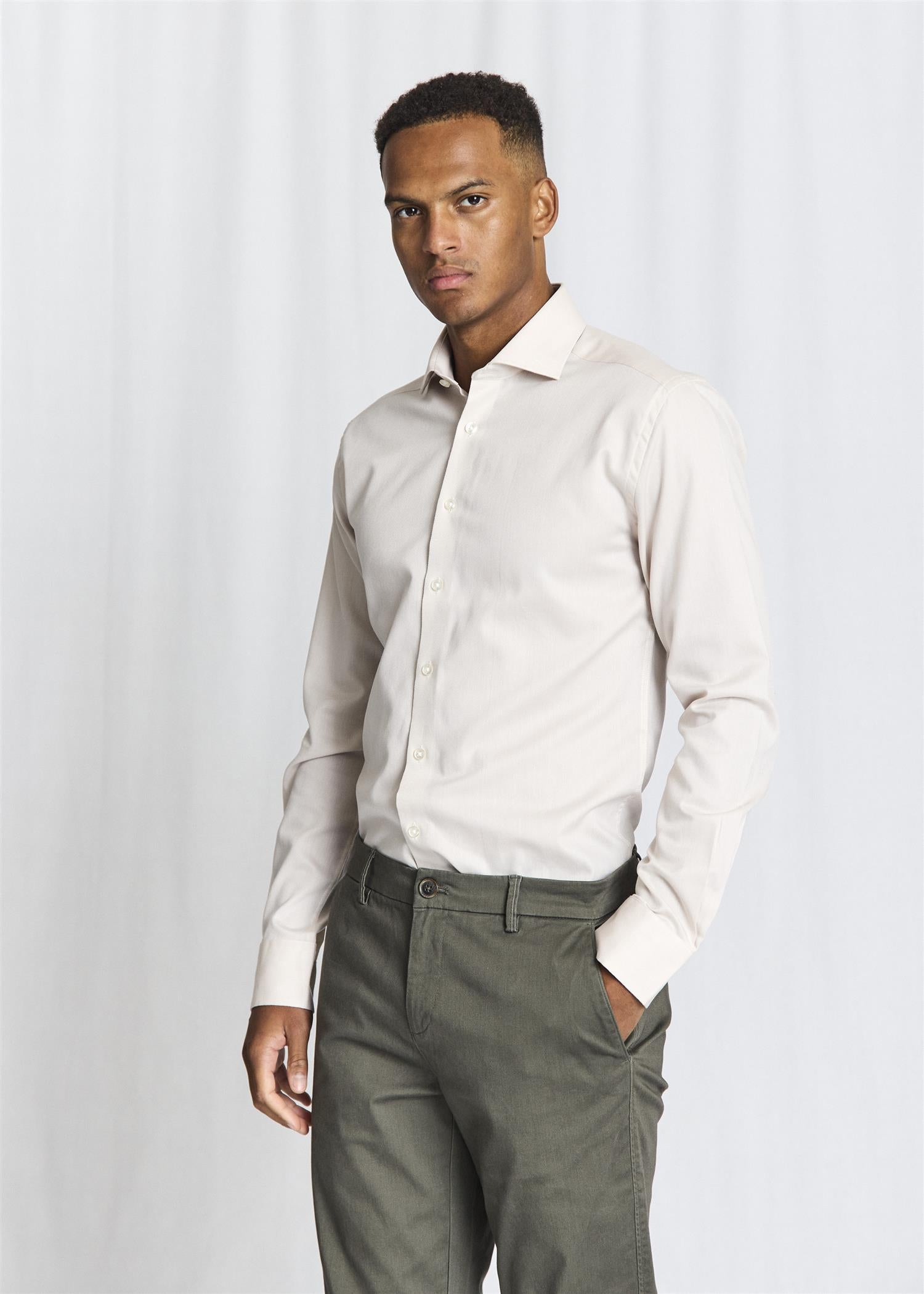 BS Lesjak modern fit Beige