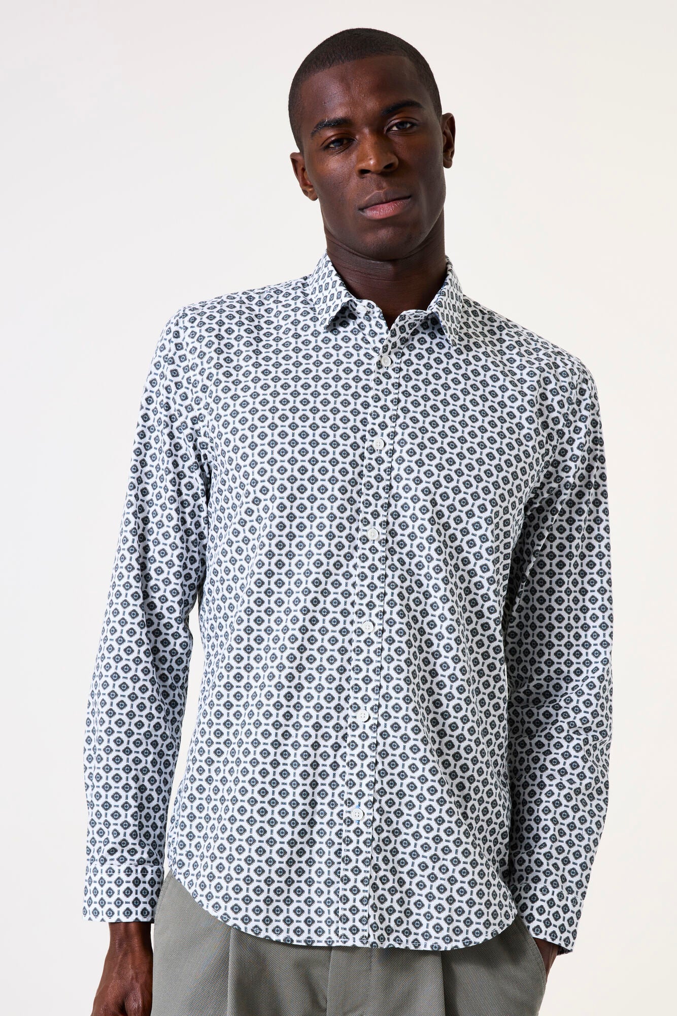 I51280 men`s shirt LS Off White