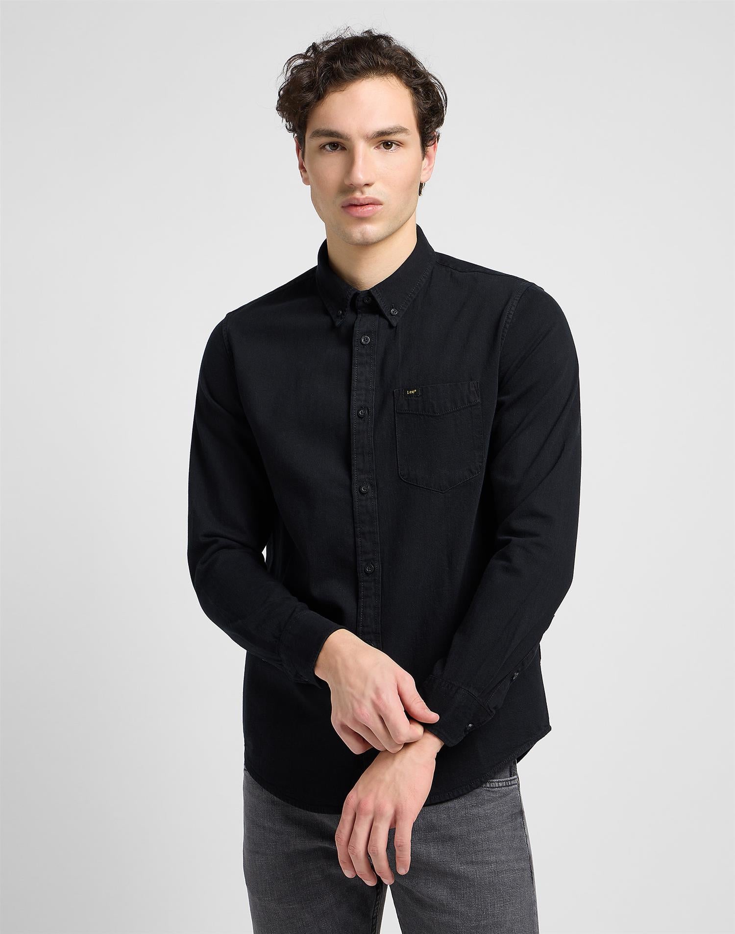 LEE BUTTON DOWN Black