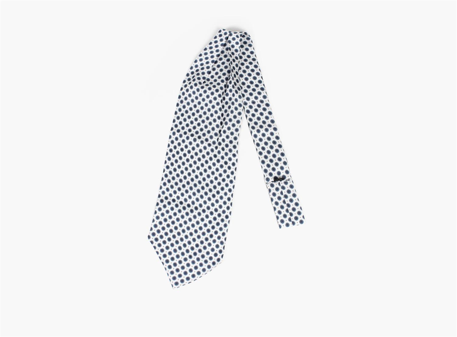 Montecristo 100% silk hvit blå Ascot Lt Blue