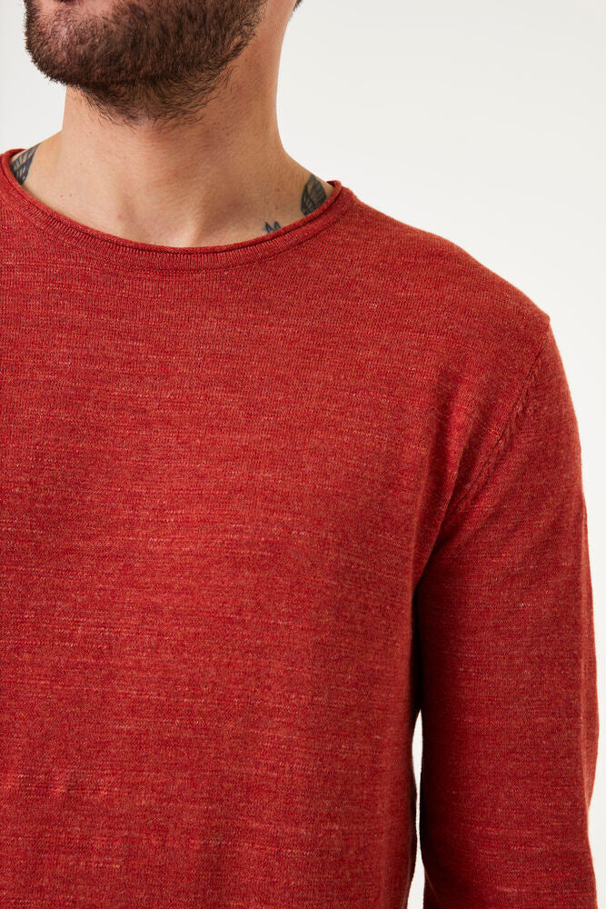 Z1086 men`s Pullover Carmine