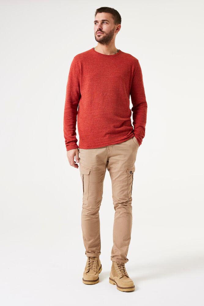 Z1086 men`s Pullover Carmine