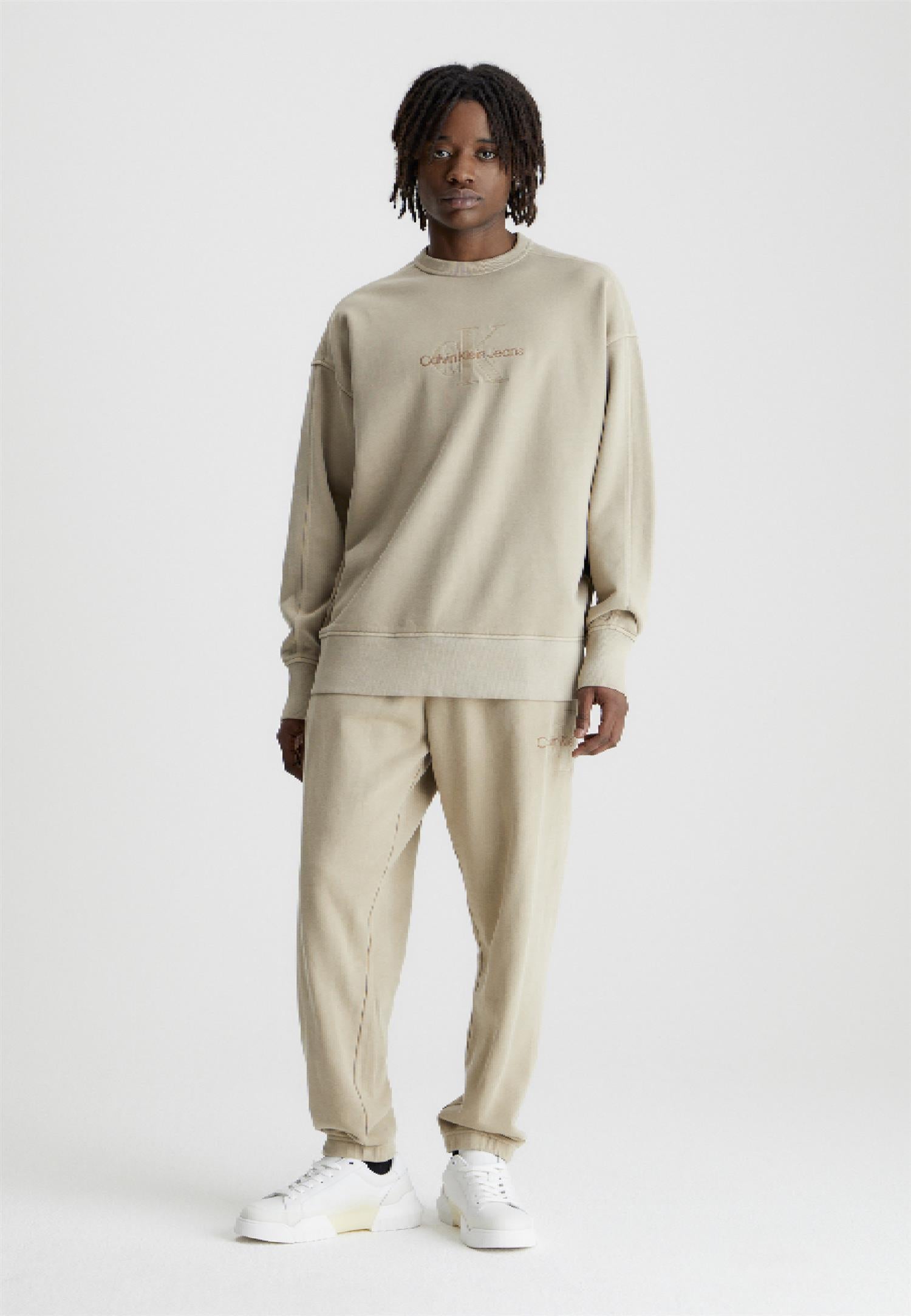 Mineral Dye Crew neck Plaza Taupe